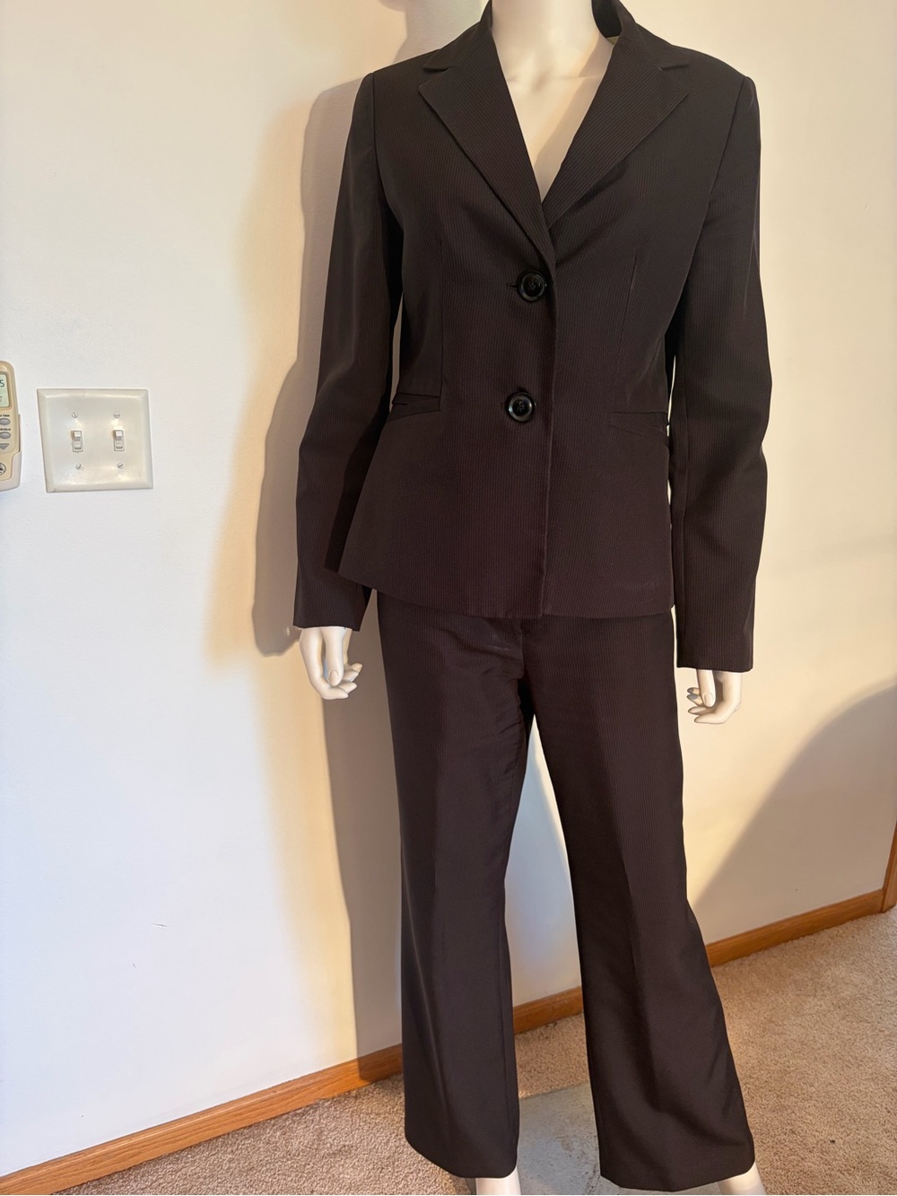 #814 Evan Picone Beautiful Pin Stripe Black Two-Button Pant Suit